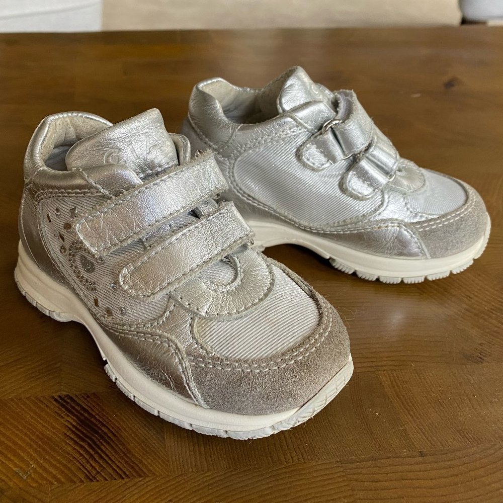 CIAO BIMBI toddler girl Sneakers, Size EU 21 or US 5.5